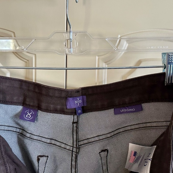 NYDJ Jeans Women’s Chocolate Brown leggings with Lift Tuck Technology - Picture 3 of 10